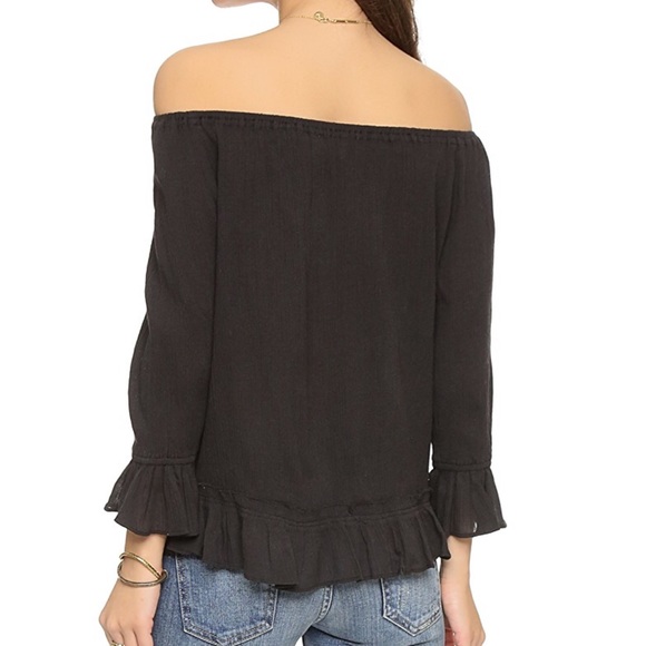 BRAND NEW 🖤 LOVE SAM "Bella" Off The Shoulder Top - Picture 2 of 4